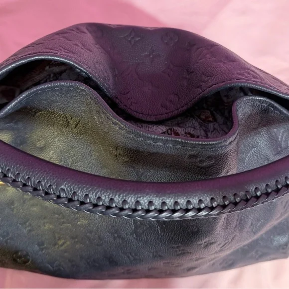 PreLoved Authentic Louis Vuitton Artsy Monogram Empreinte Leather Made in France - Picture 6 of 14